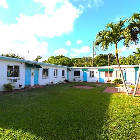 Hallandale Beach Motel With Free Parking And Full Kitchen ! No Extra Fees! Accepting Cash! Экстерьер фото