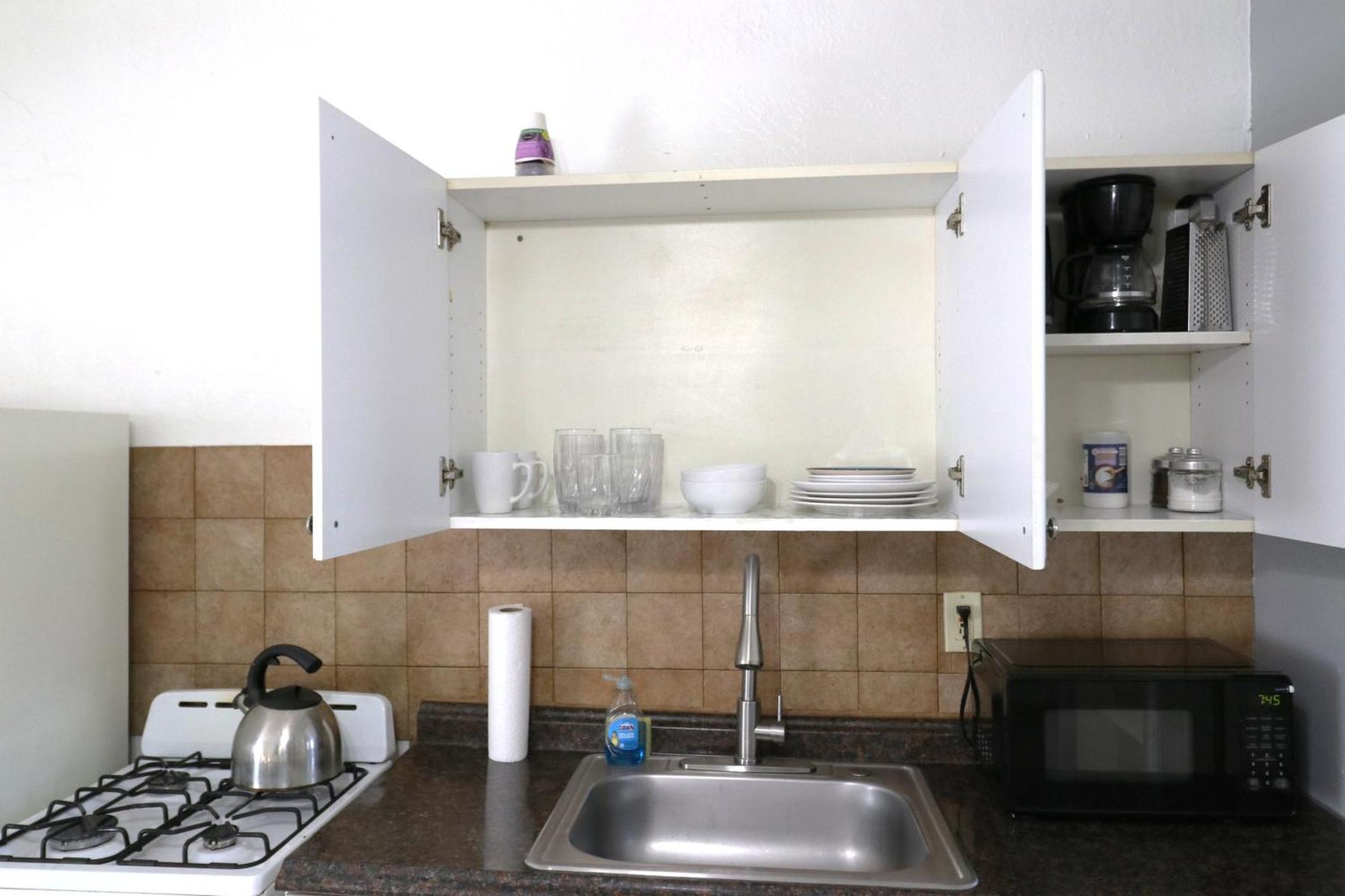 Hallandale Beach Motel With Free Parking And Full Kitchen ! No Extra Fees! Accepting Cash! Экстерьер фото
